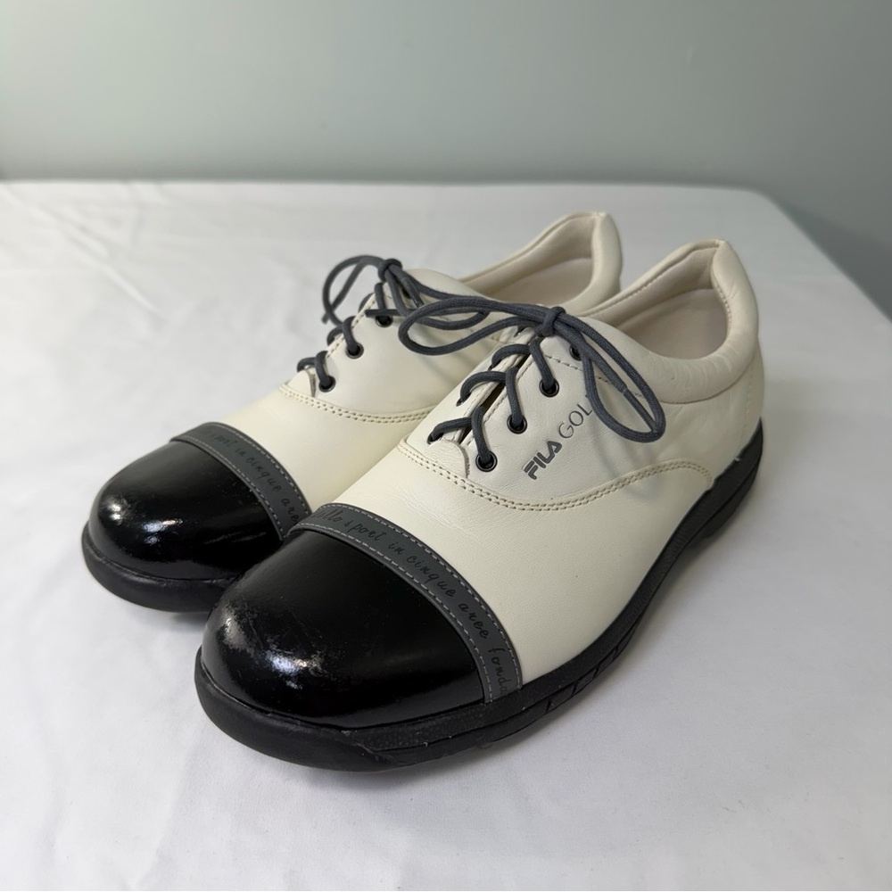 Vintage Y2K Women’s Fila Golf Black and White Lace-up Leather‎ Shoes Size 7